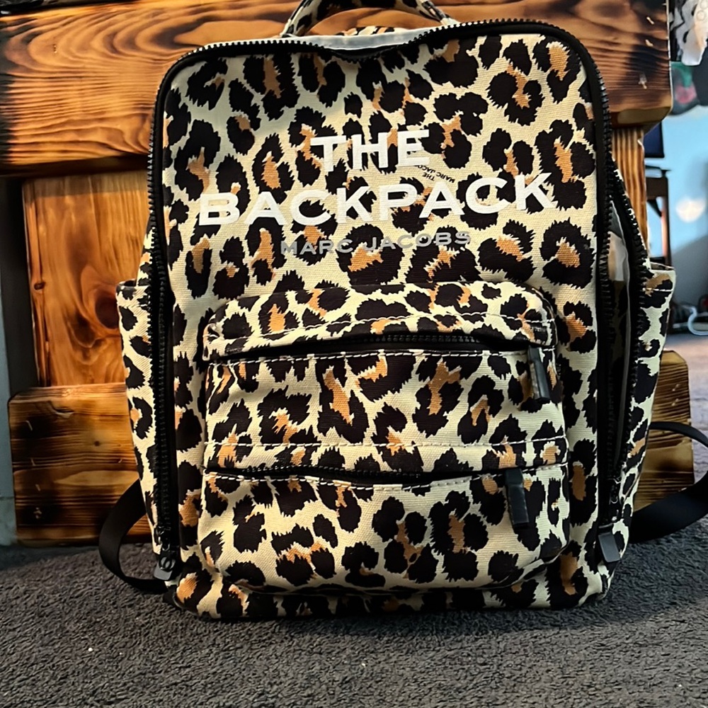 Marc Jacobs Backpack - Large Canvas size and Leopard 🐆 Print